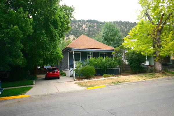 818 Bennett Ave, Glenwood Springs, CO 81601