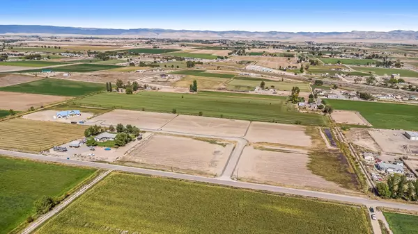 Loma, CO 81524,1268 Iron Vista Way #1