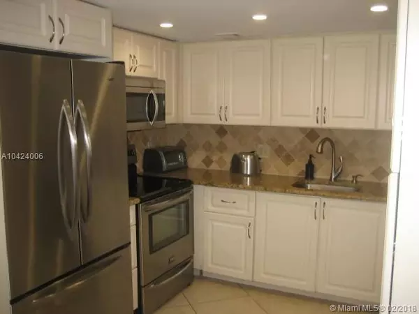 Deerfield Beach, FL 33442,1032 Lyndhurst J #1032