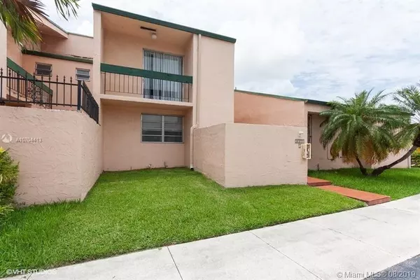 9173 Fontainebleau Blvd #7, Miami, FL 33172
