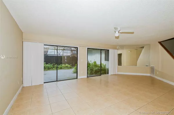 Royal Palm Beach, FL 33411,132 Weybridge Cir #C