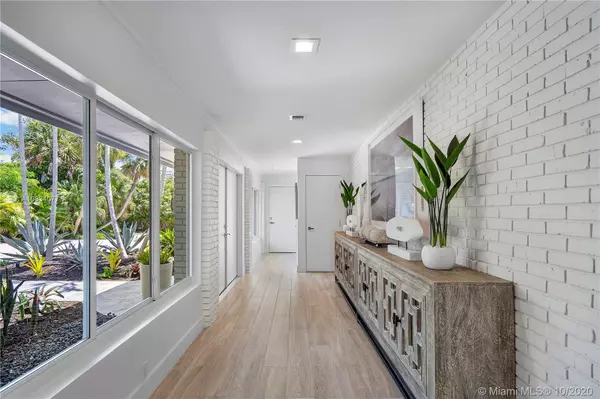 Fort Lauderdale, FL 33316,2731 Mayan Dr