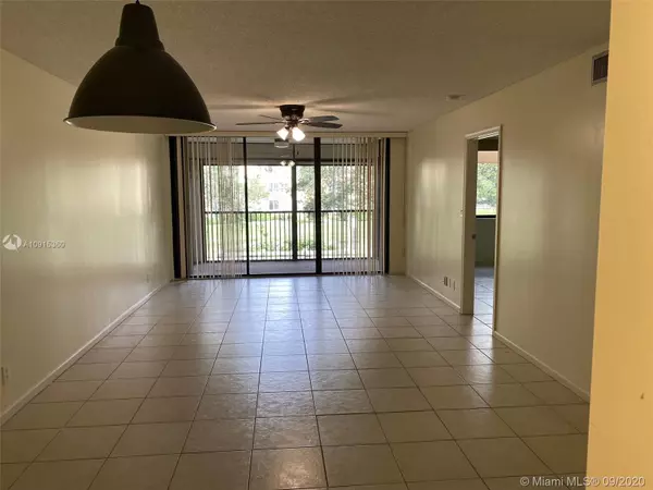 Plantation, FL 33322,8592 W Sunrise Blvd #203