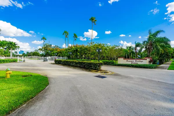 Davie, FL 33314,5901 SW 54th Ct