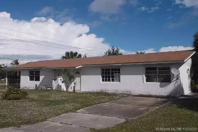 Stuart, FL 34997,2923 SE Camino Ave