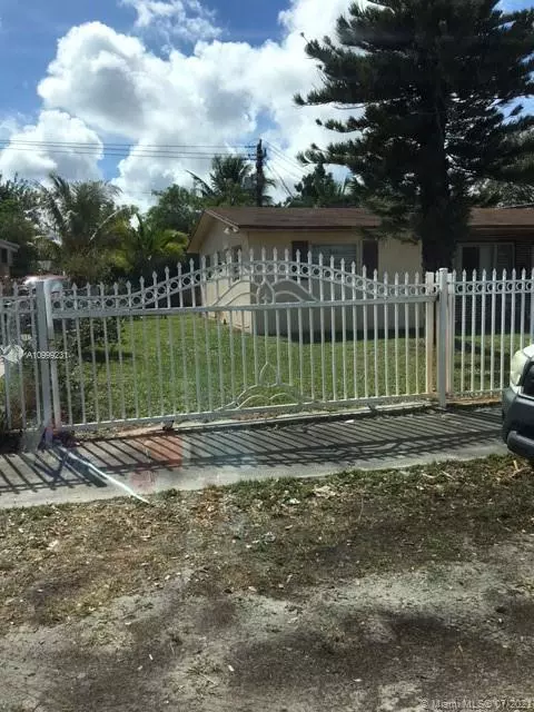 150 NW 189th St, Miami Gardens, FL 33169