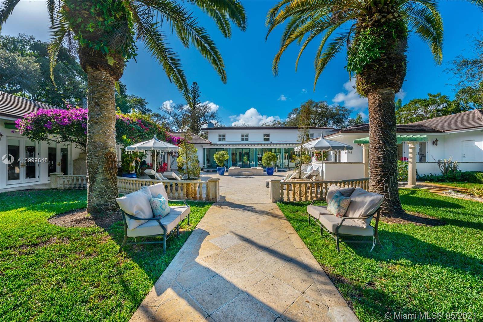10255 Lakeside Drive, Coral Gables, FL 33156