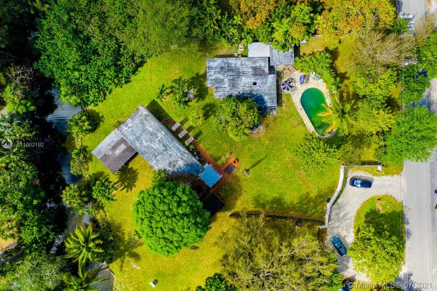40 NE 24th St, Lazy Lake, FL 33305