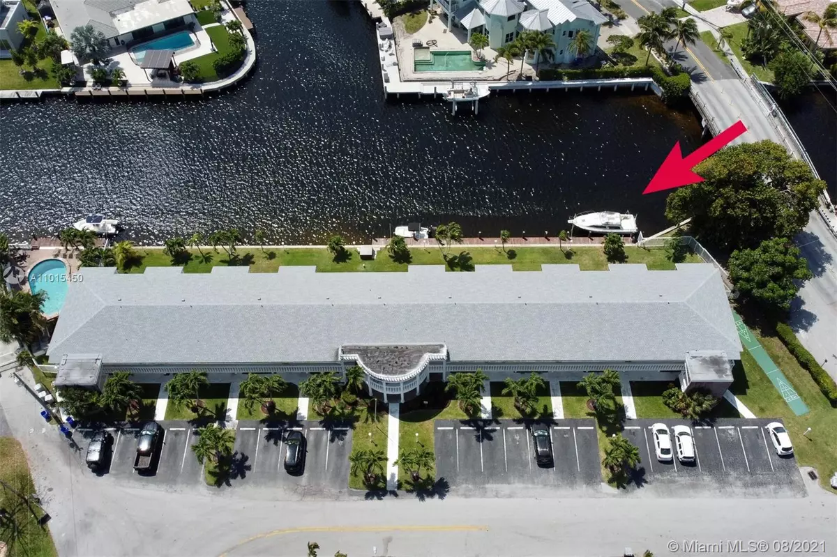 Pompano Beach, FL 33060,1100 Pine Dr #201