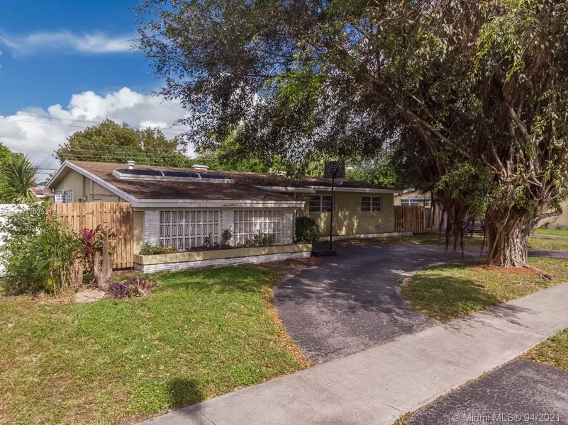 1125 NE 177th Ter, North Miami Beach, FL 33162