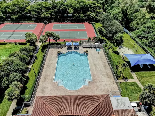 Hollywood, FL 33019,1920 Sweetbay Way