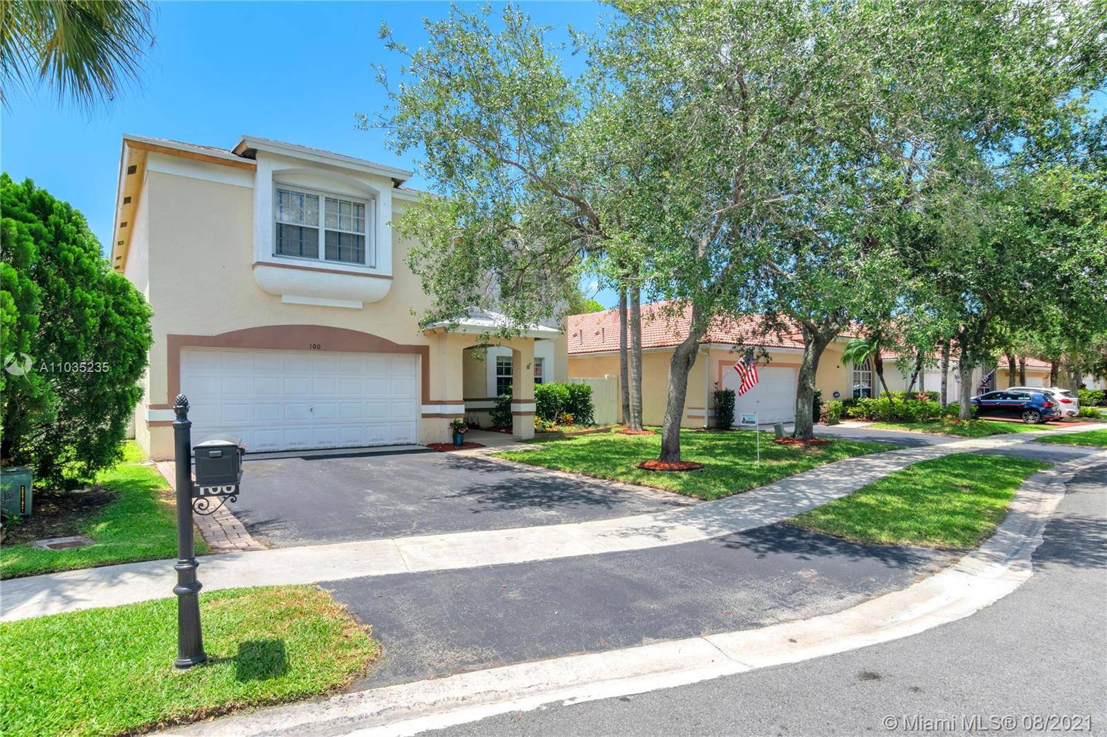 100 Gables Blvd, Weston, FL 33326