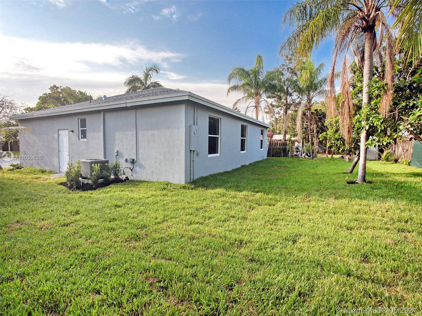Pompano Beach, FL 33060,2171 NE 2nd Ter