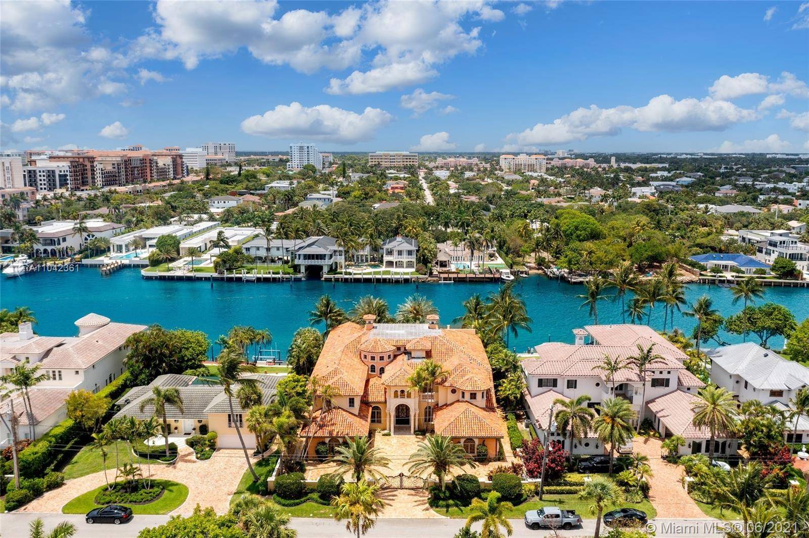 Boca Raton, FL 33432,299 NE Spanish Trl