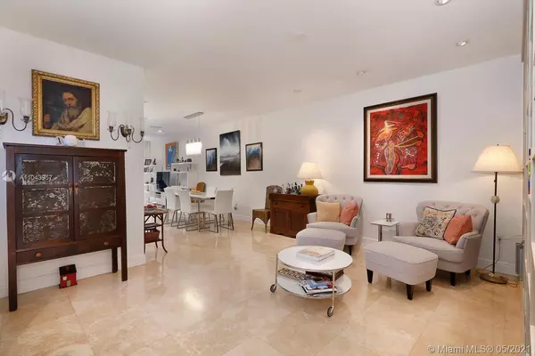 Coconut Grove, FL 33133,3107 Hibiscus St #3107