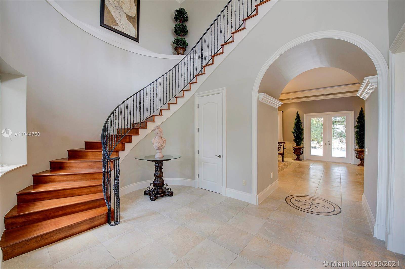Lantana, FL 33462,804 E Marbella Ln E