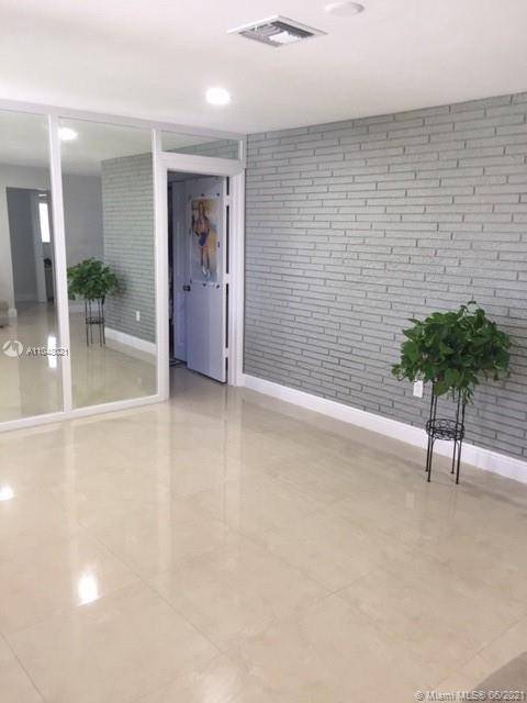 Miramar, FL 33023,6500 Coconut Dr