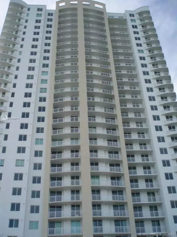 Hallandale Beach, FL 33009,1755 E Hallandale Beach Blvd #205E