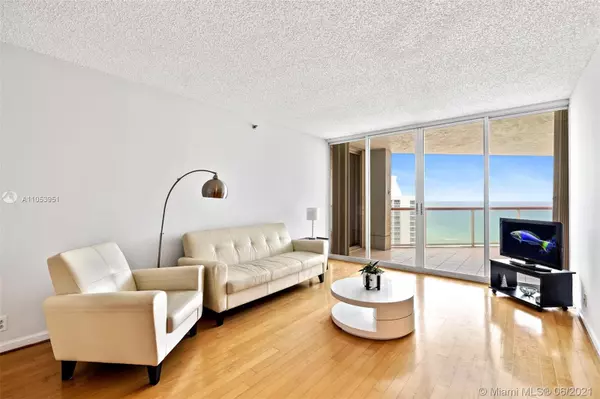 Miami Beach, FL 33141,6767 Collins Ave #1801