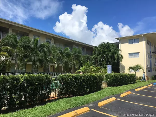 Hallandale Beach, FL 33009,1100 NE 1st Ct #220