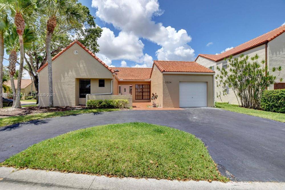 2024 Maplewood WAY, Coral Springs, FL 33071