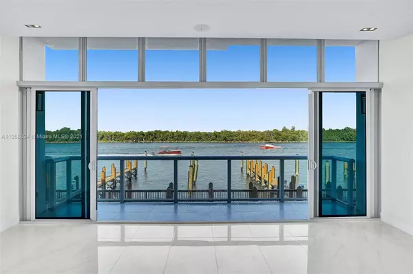 2860 N Ocean Dr, Hollywood, FL 33019