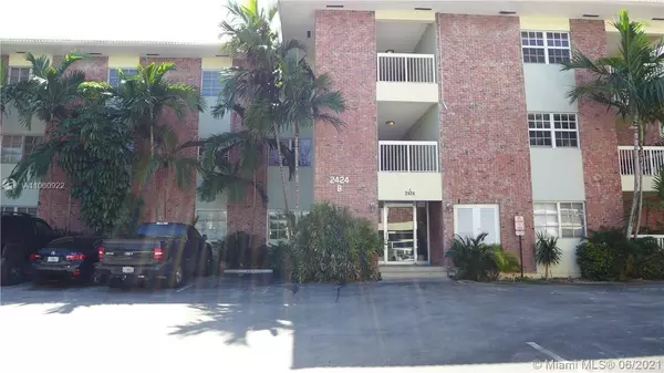 Fort Lauderdale, FL 33316,2424 SE 17th St #B302