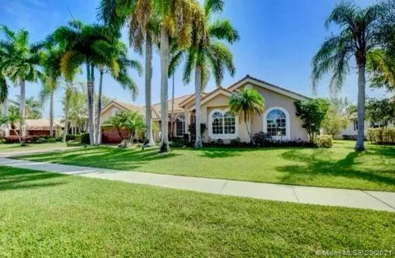 8192 Desmond Dr, Boynton Beach, FL 33472