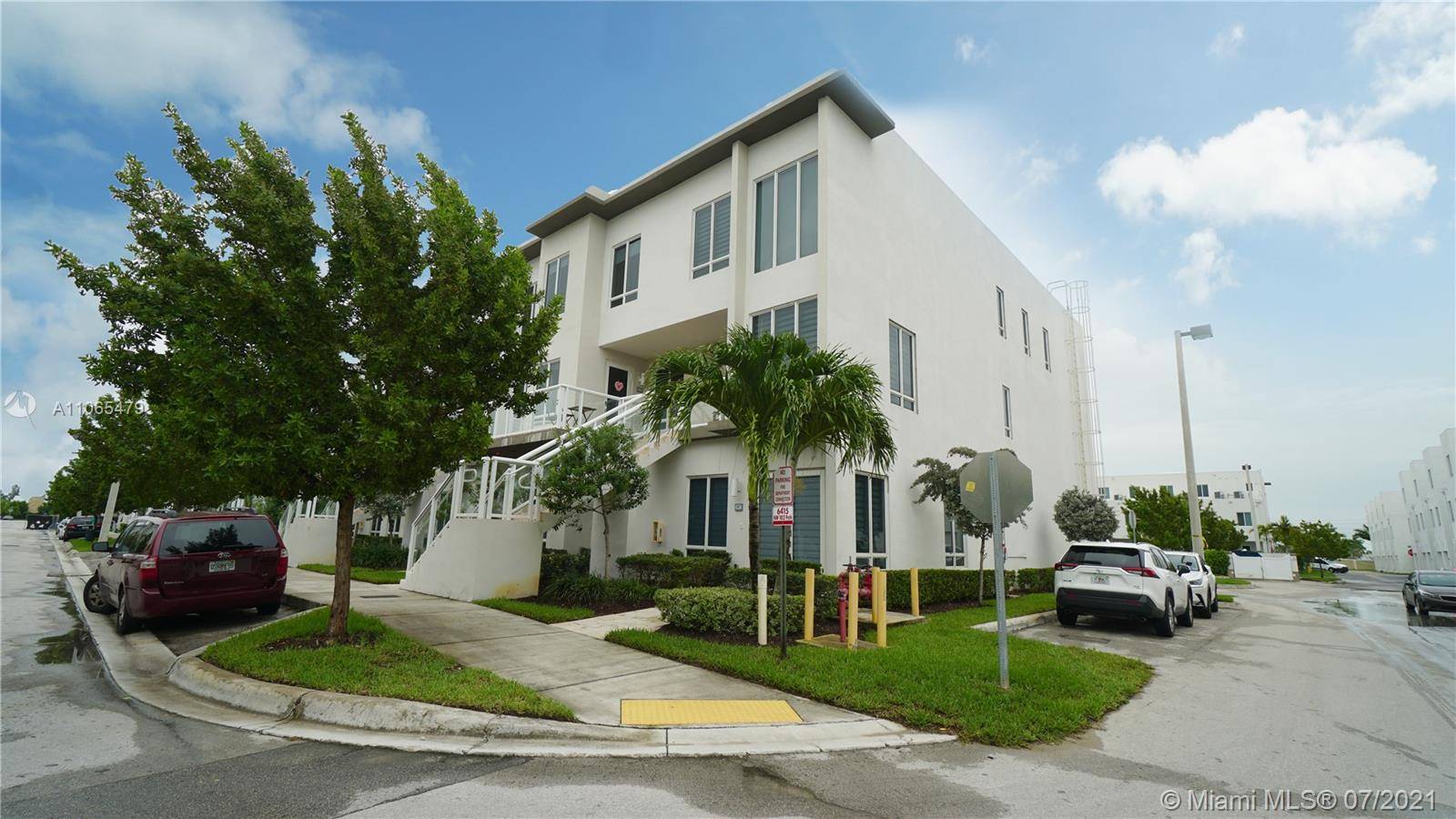 6415 NW 102nd Path #107, Doral, FL 33178