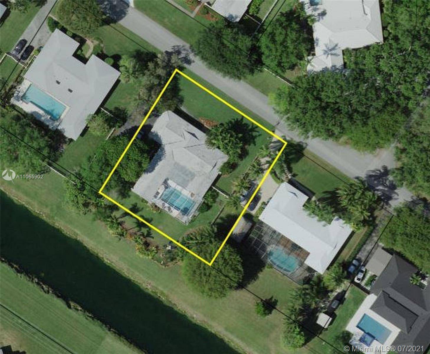 16240 SW 88th Ave Rd, Palmetto Bay, FL 33157