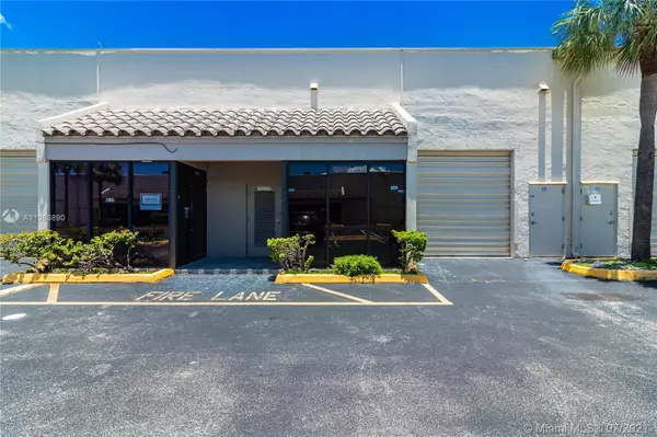 6187 NW 167th St #H25, Hialeah, FL 33015