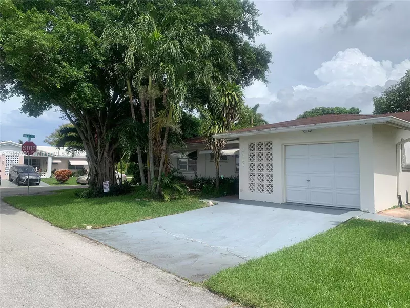 4306 NW 47th Ct, Tamarac, FL 33319