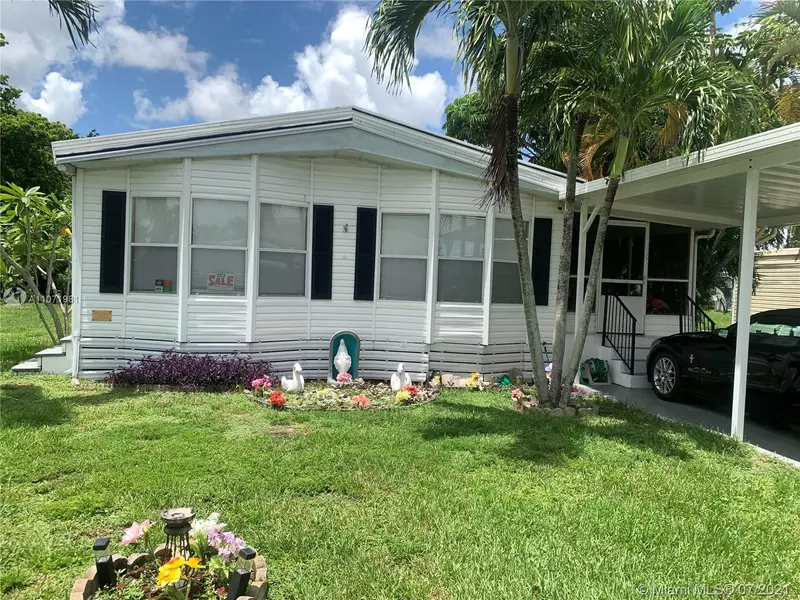 5371 SW 35 ct, Davie, FL 33314