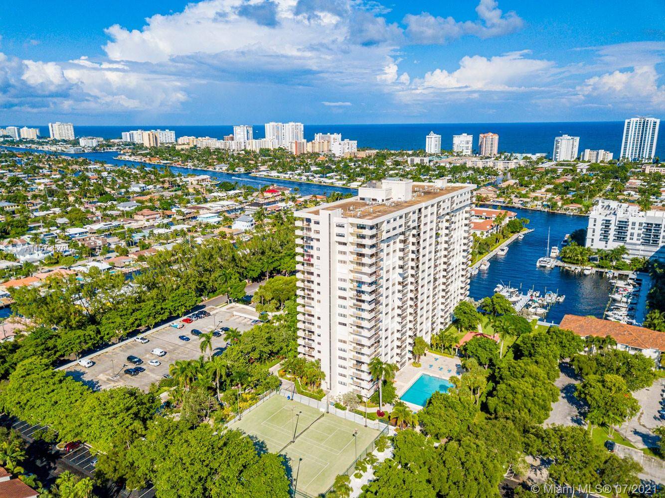 Fort Lauderdale, FL 33308,3200 Port Royale Dr N #2009
