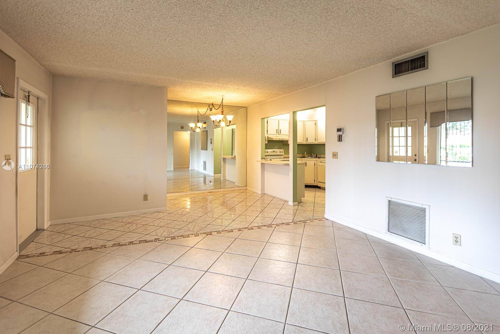 Green Acres, FL 33463,109 Lake Pine Circle #D1
