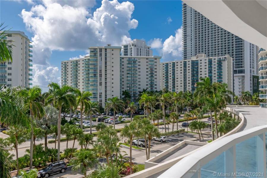 3800 S Ocean Dr #419, Hollywood, FL 33019