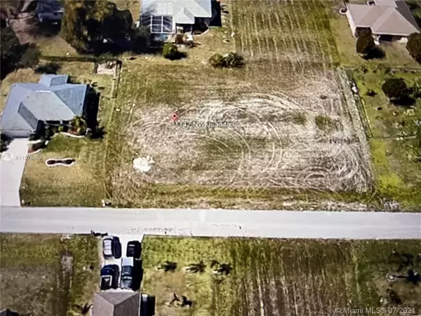 1142 NW JUANITA PLACE, Cape Coral, FL 33993