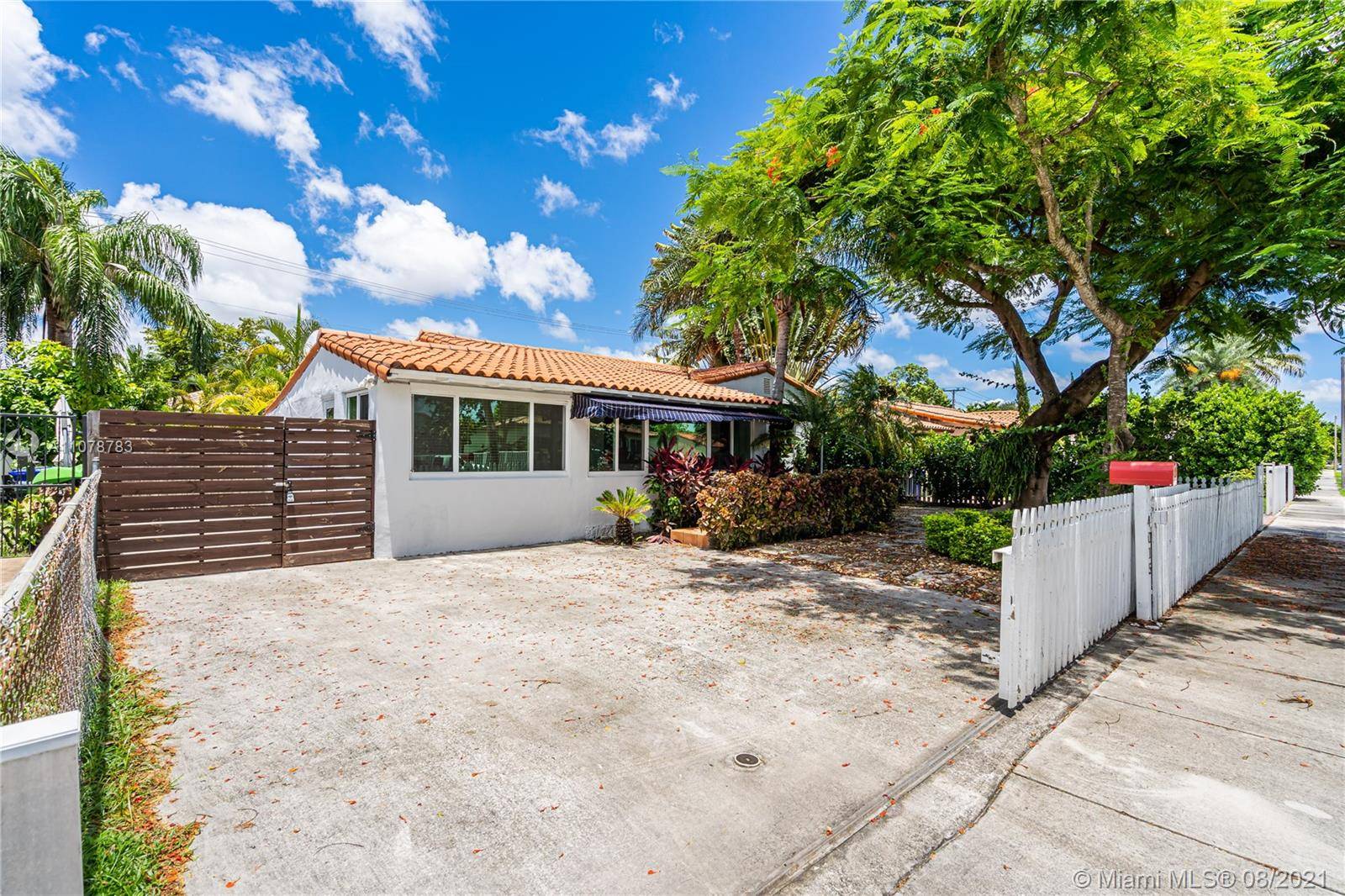 4015 NW 4th Ter, Miami, FL 33126