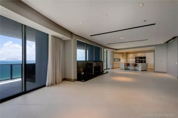 Sunny Isles Beach, FL 33160,18555 Collins Ave #1501