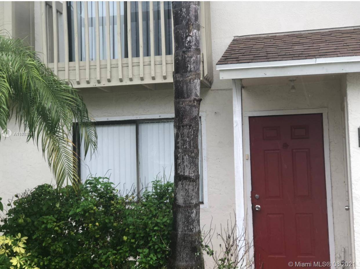 6605 Dockside Cir, Green Acres, FL 33463