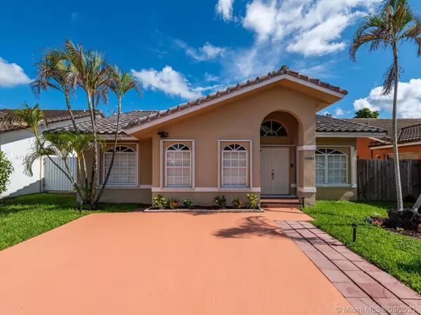 13563 SW 183rd Ter,  Miami,  FL 33177