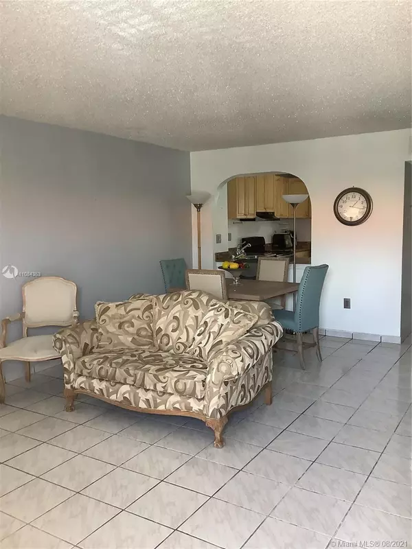 Hialeah, FL 33016,2178 W 60th St #18210