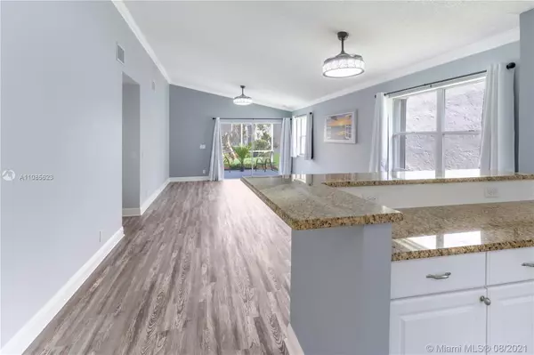 Plantation, FL 33324,9600 NW 8th Cir