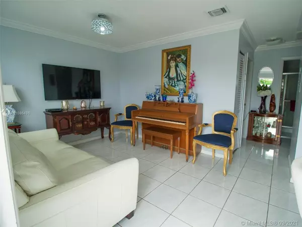 Miami, FL 33165,3510 SW 88th Pl