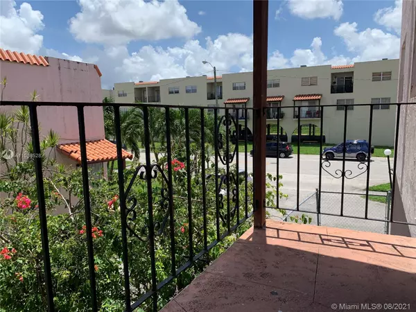 Hialeah, FL 33012,1255 W 53rd St #204