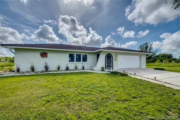 721 NW 3rd Place, Cape Coral, FL 33993