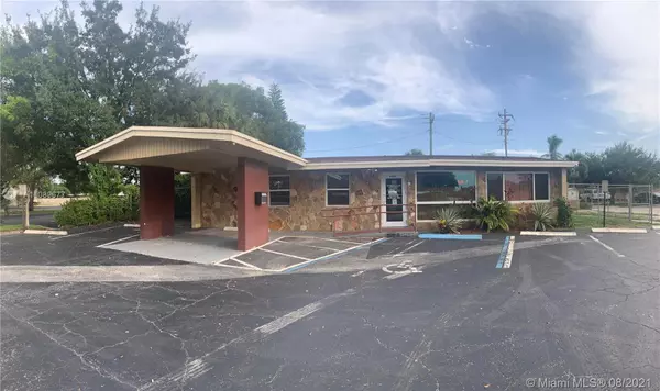 4330 W Oakland Park Blvd, Lauderdale Lakes, FL 33313