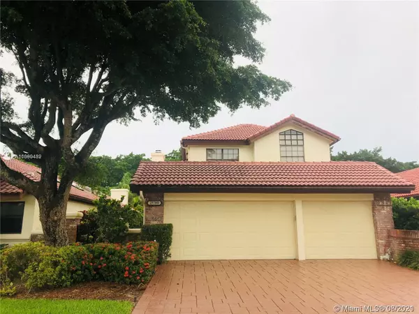 21789 Town Place Dr, Boca Raton, FL 33433