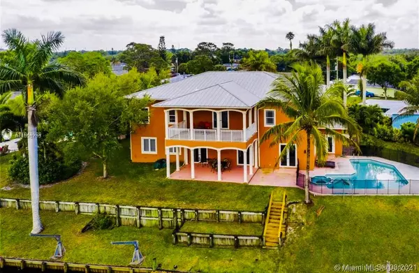 Fort Pierce, FL 34952,703 Ramie Ct