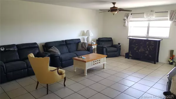 Lauderhill, FL 33313,4750 NW 22nd Ct #520